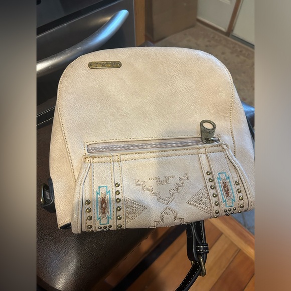 Montana West Crossbody Bag - Boho Western - Picture 5 of 13